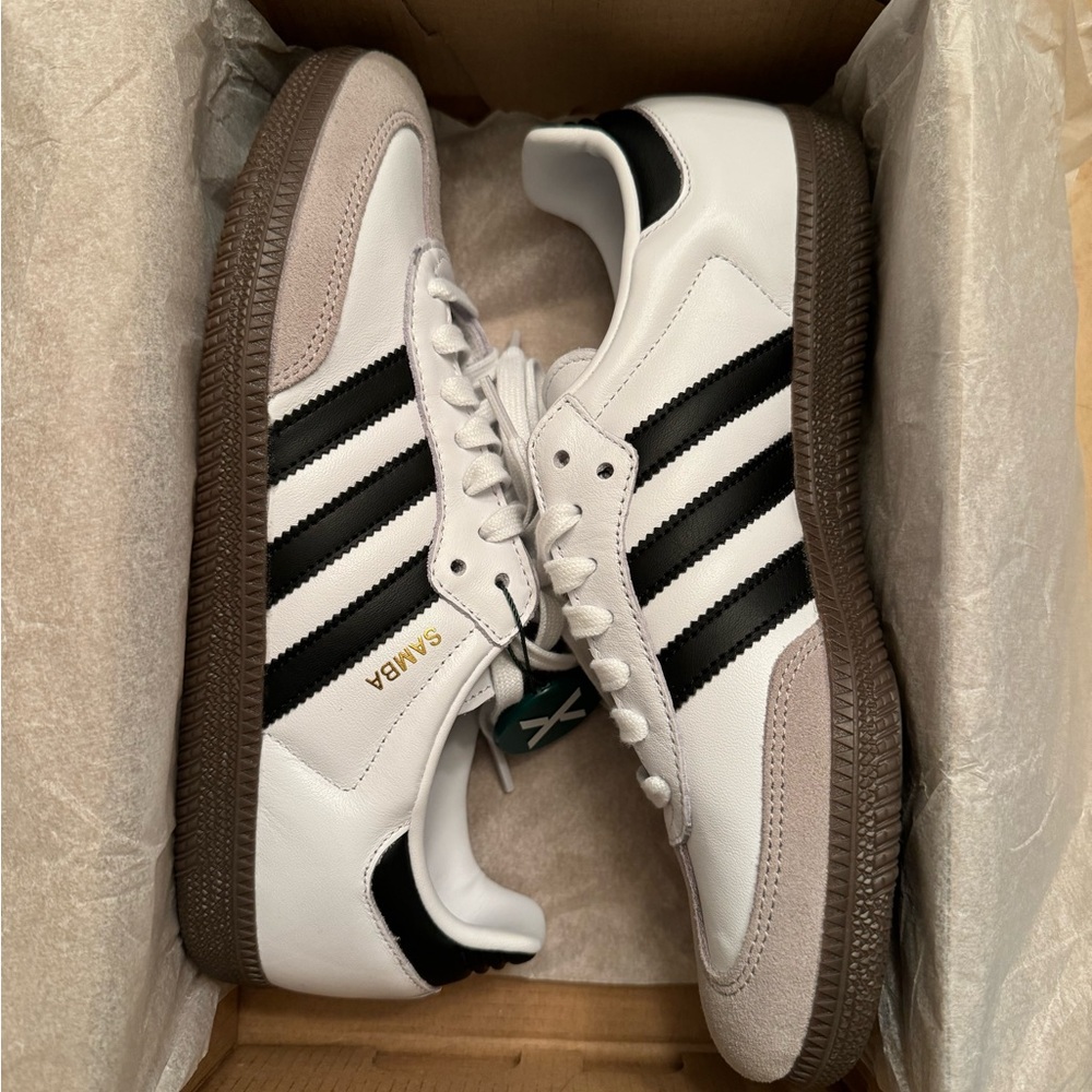 BRAND NEW MEN ADIDAS SAMBA
